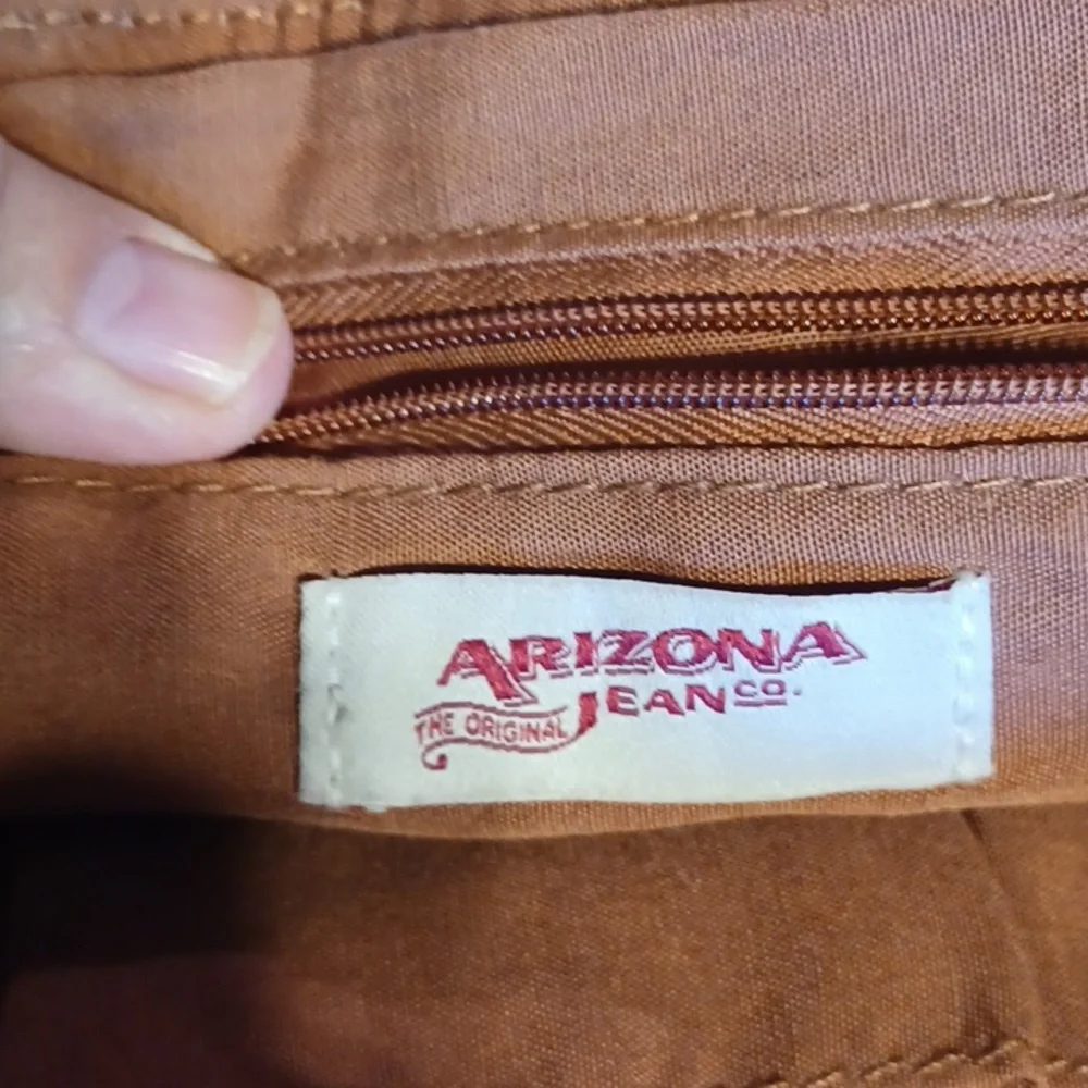 Arizona Jean Co purse crossbody handbag brown